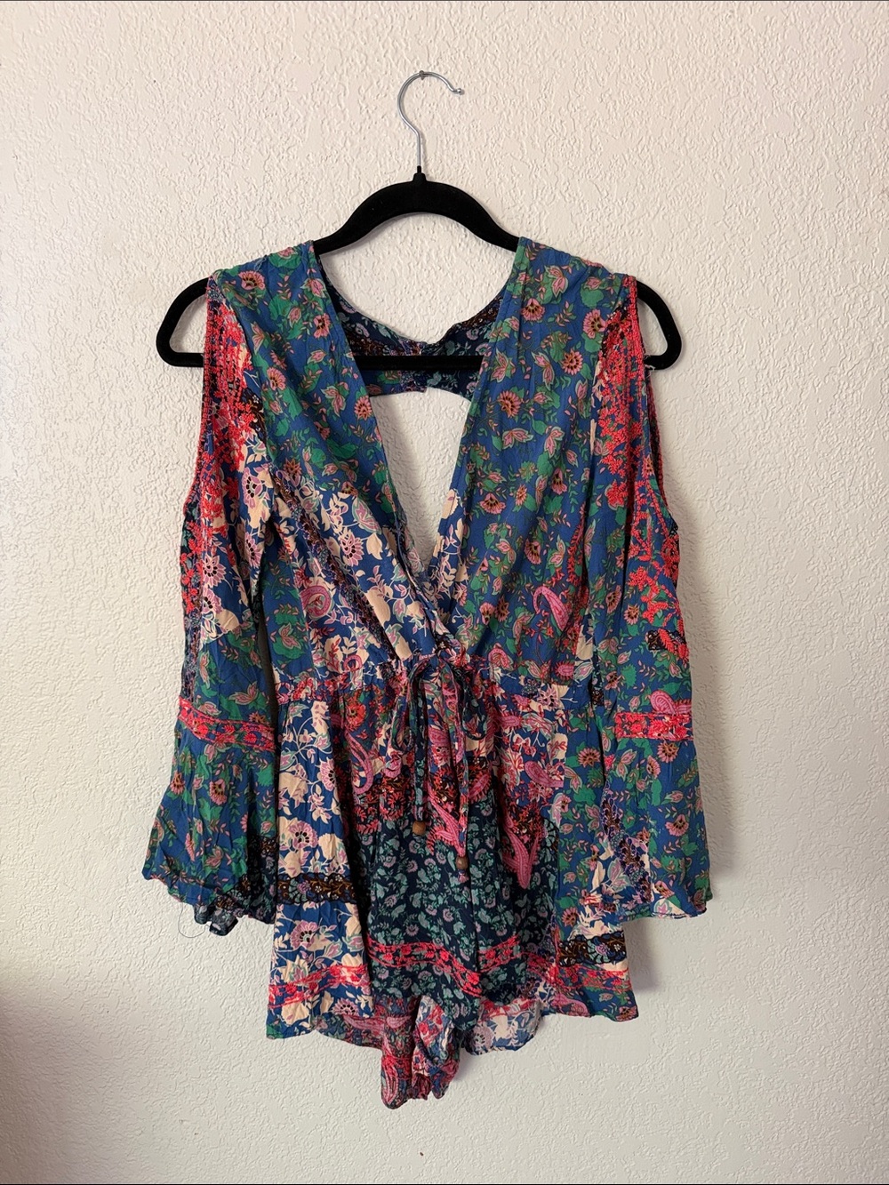 (4 for 20) Selfie Leslie Teal Floral Cold-Shoulder Romper with Tie Front